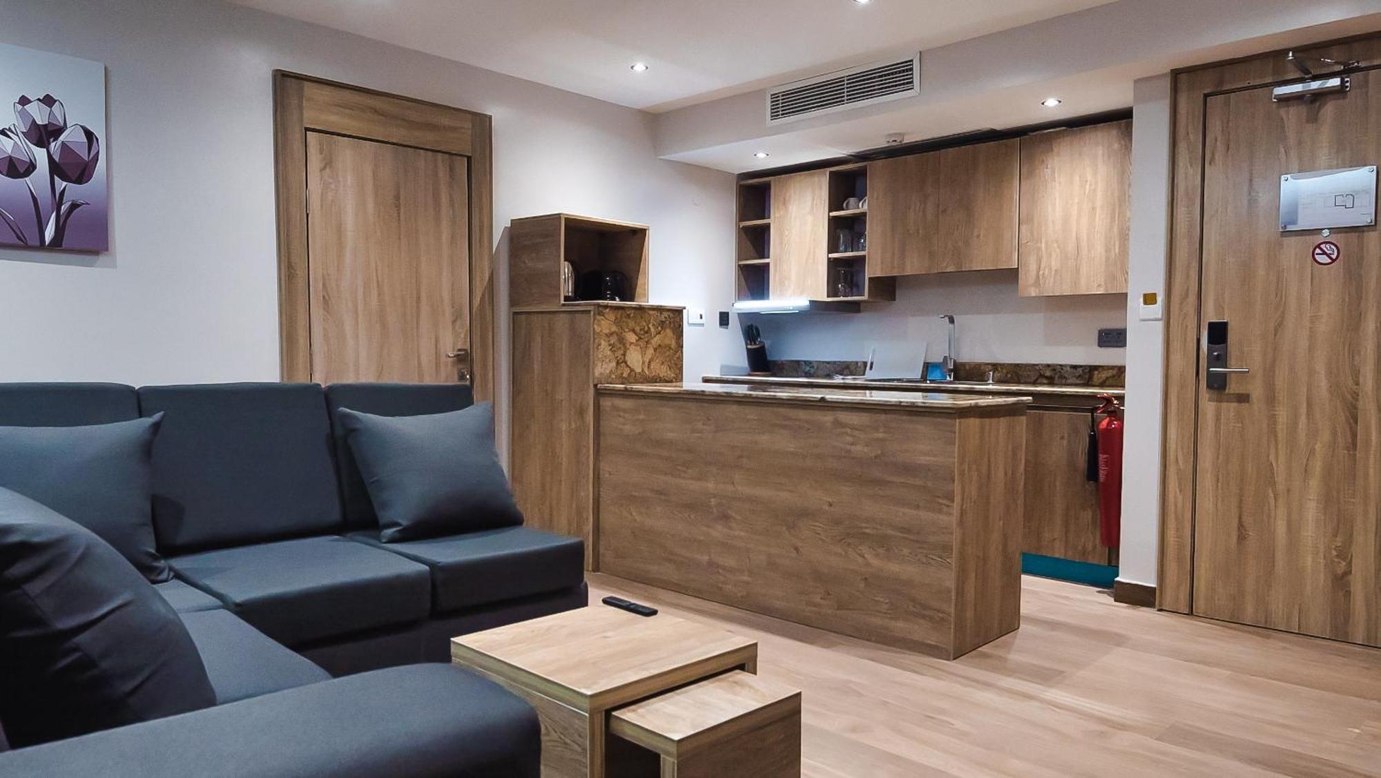 Sunflower Residence Victoria Island Лагос Екстериор снимка